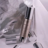 Lightening clarifying anti-aging cream spf 50 - O cremă iluminatoare și anti-îmbătrânire pentru pete pigmentare 2