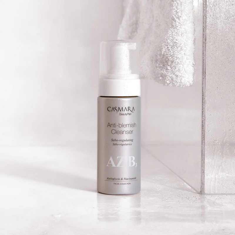 Anti-blemish cleanser - Mattifying and purifying gel that reduces blemishes 2
